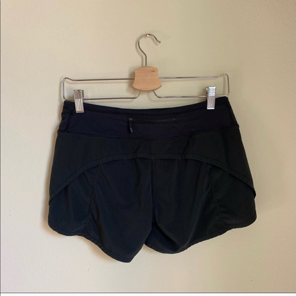 Lululemon Run Time Shorts II in Black 4 - Picture 6 of 7